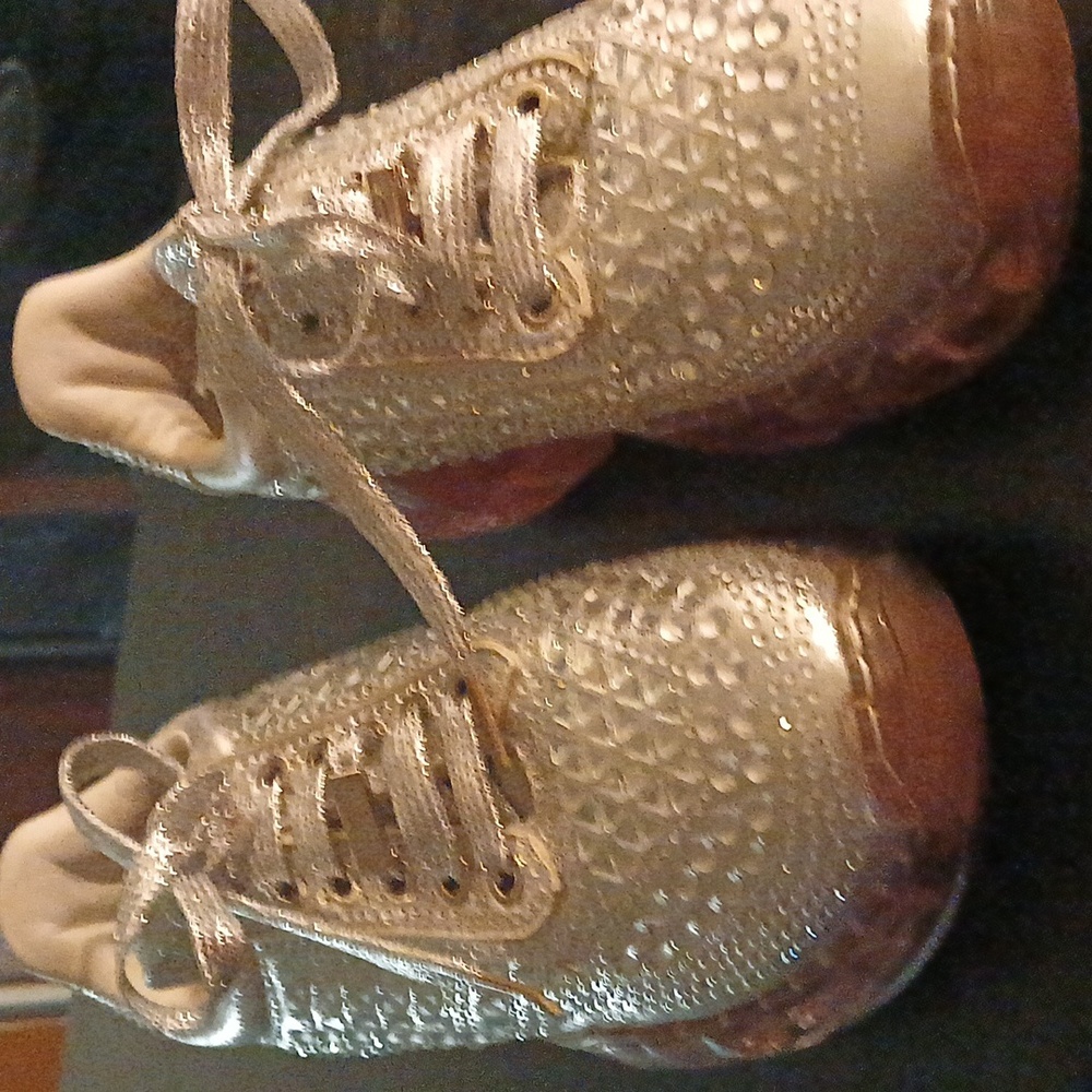 La Sheelah Sneakers
